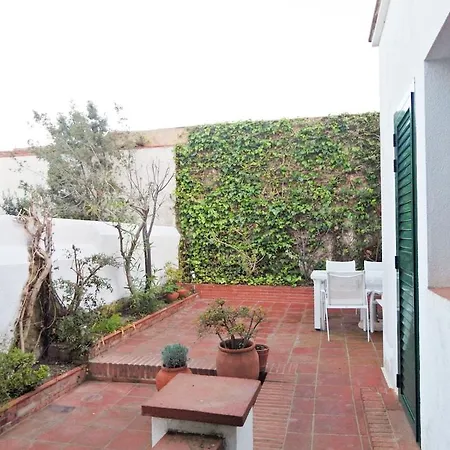 Casa De Poble Sant Feliu Hotel